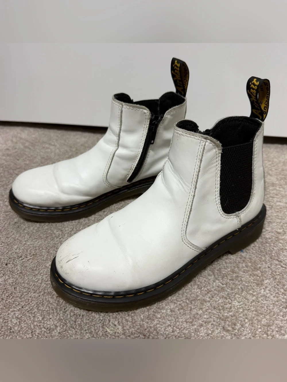 Dr. Martens 2976 Kids Chelsea Boots - Size 3